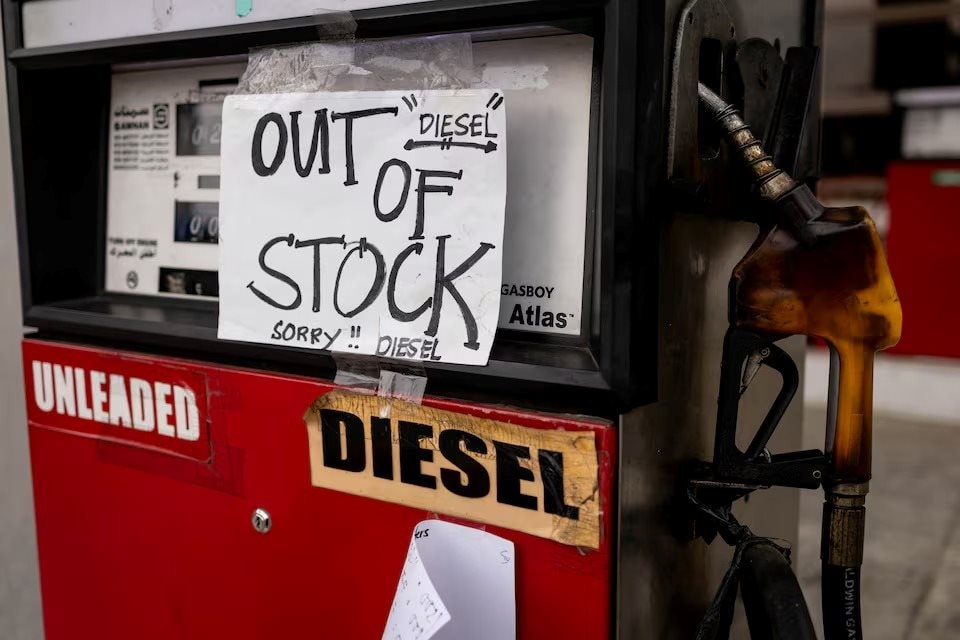 Nông dân ở quốc gia Đông Nam Á này bỏ mặc rau củ thối rữa trên đồng, nhìn túi tiền 'bốc hơi' theo giá dầu - Điều gì đang xảy ra? - Ảnh 4