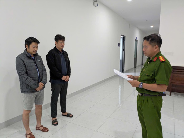 Công an TPHCM bắt tạm giam bộ sậu điều hành sàn tiền ảo Wedex - Ảnh 2