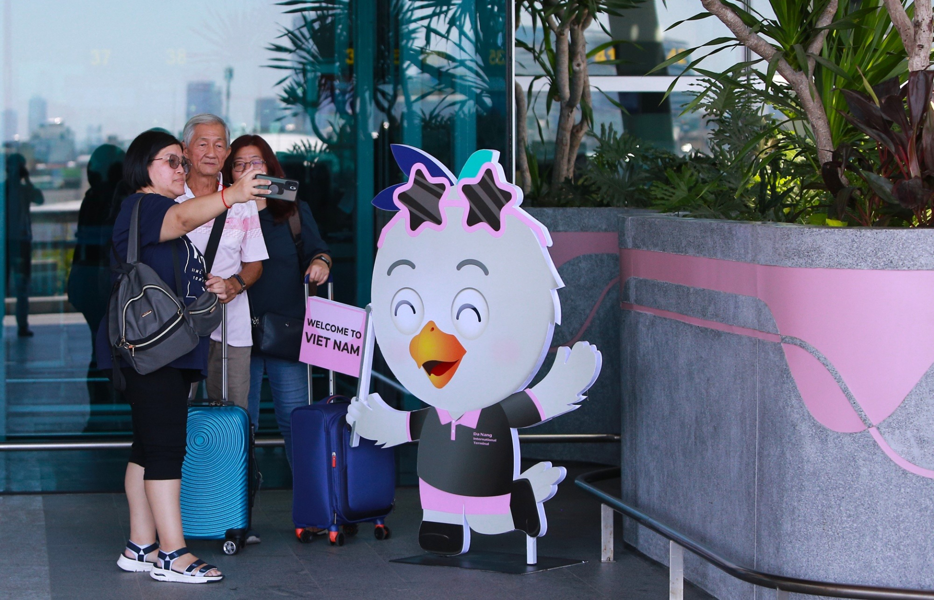 Không phải Tân Sơn Nhất hay Nội Bài, đây là nhà ga quốc tế duy nhất tại Việt Nam được đánh giá 5 sao - Ảnh 2