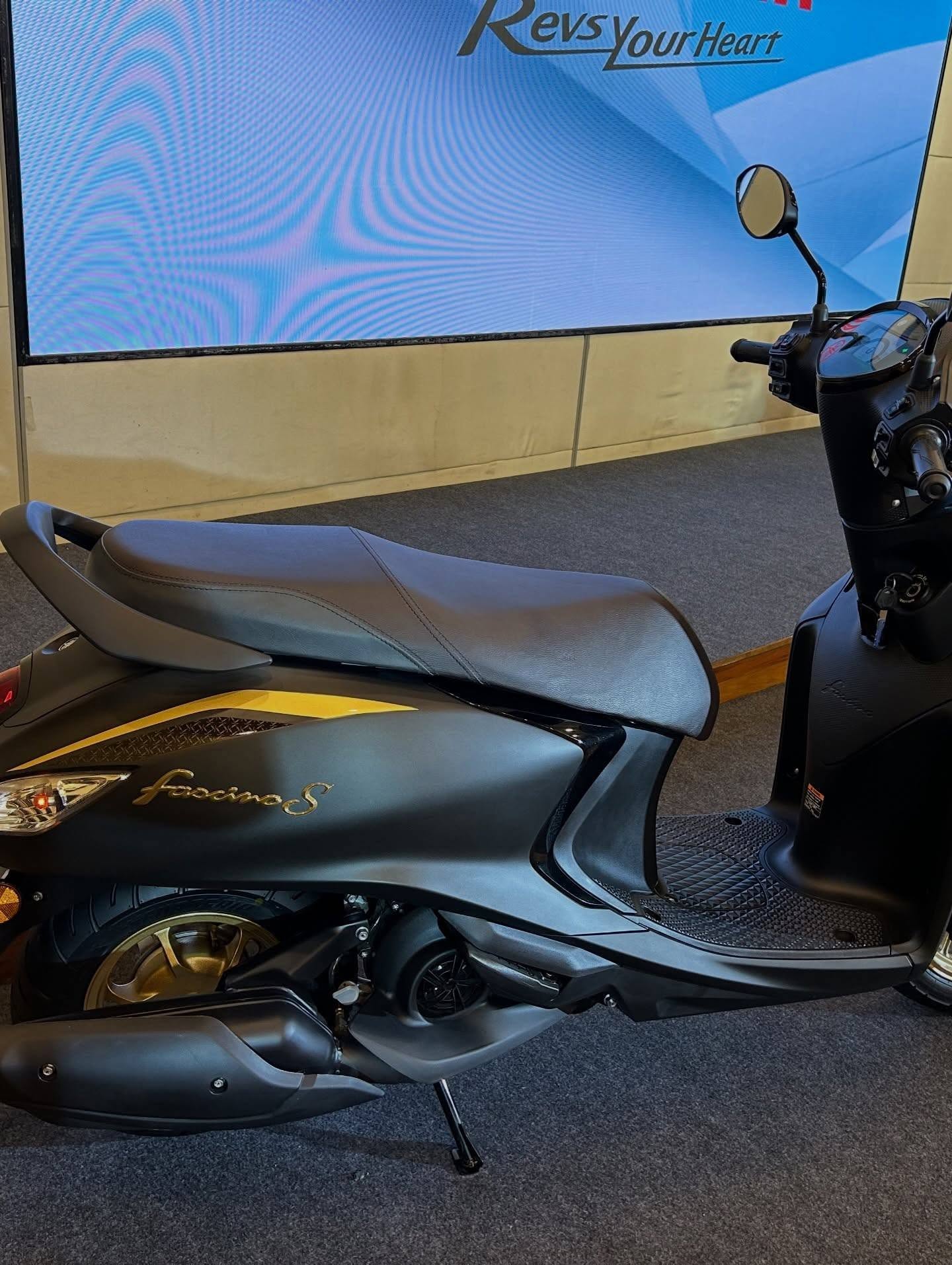 Yamaha ra mắt xe tay ga mới, giá chỉ từ 21 triệu đồng nhưng đẹp lấn át cả Honda Vision - Ảnh 7