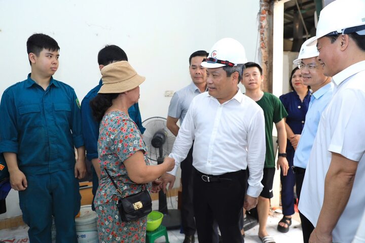 Chủ tịch Hà Nội yêu cầu đưa cầu Tứ Liên, Trần Hưng Đạo vào khai thác quý II/2027 - Ảnh 2