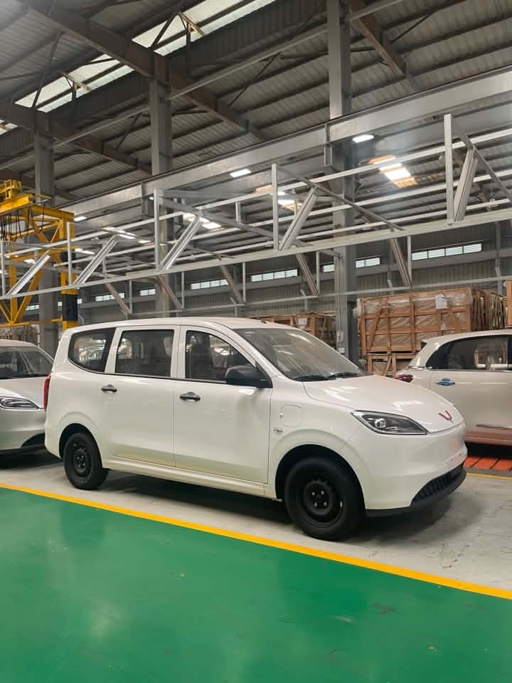 MPV điện Wuling HG7 nhận cọc tại Việt Nam: Giá dự kiến 499 triệu, đi 300 km/sạc, ‘phả hơi nóng’ lên BYD M6 - Ảnh 1