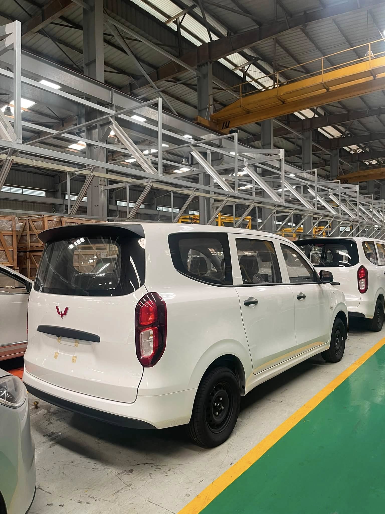 MPV điện Wuling HG7 nhận cọc tại Việt Nam: Giá dự kiến 499 triệu, đi 300 km/sạc, ‘phả hơi nóng’ lên BYD M6 - Ảnh 3