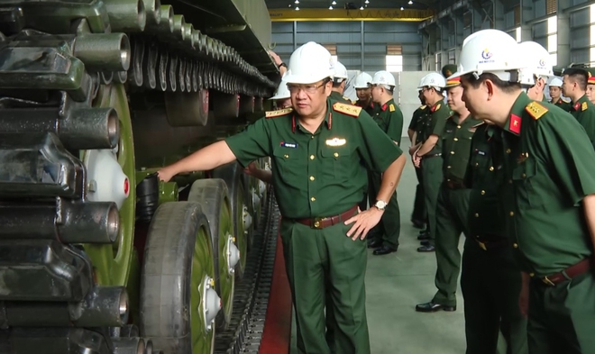Công bố hình ảnh xe tăng "Made in Vietnam", hỏa lực vượt trội: Bộ Quốc phòng ra chỉ đạo - Ảnh 2