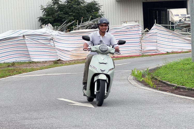 VinFast mang loạt xe máy điện mới sang Indonesia, dùng một thứ ngoài giá bán để cạnh tranh xe xăng - Ảnh 3