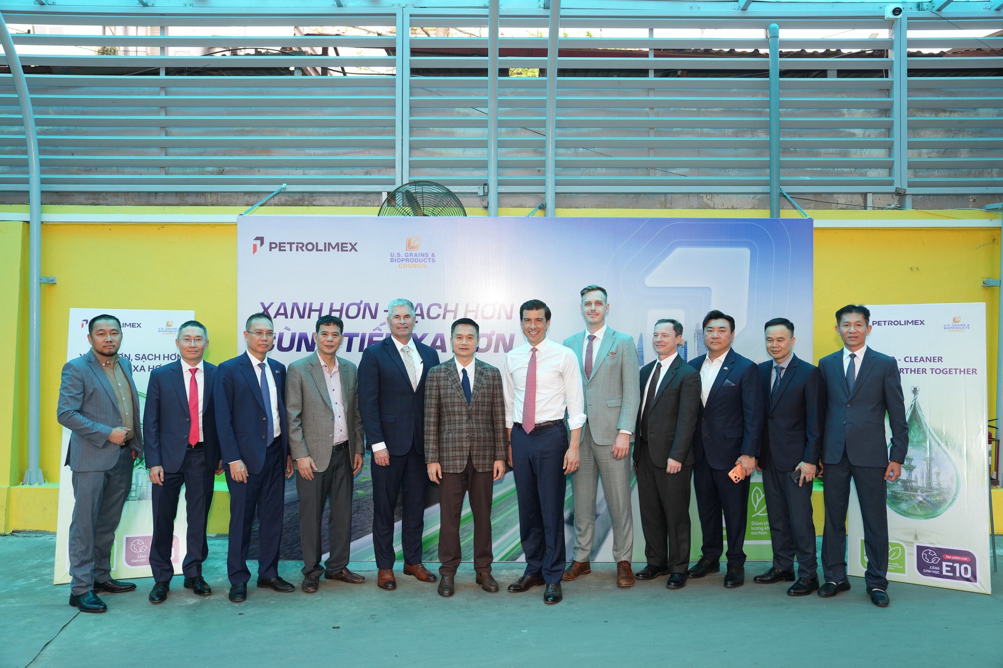 Phó Chủ tịch Hội đồng Ngũ cốc Mỹ sang Việt Nam chào hàng một loại "vàng lỏng" - Ảnh 2