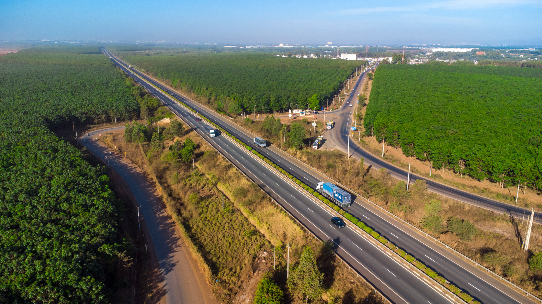 Không phải đất cứ gần sân bay, metro, cao tốc là tăng giá: Chuyên gia chỉ thẳng yếu tố bất ngờ - Ảnh 6