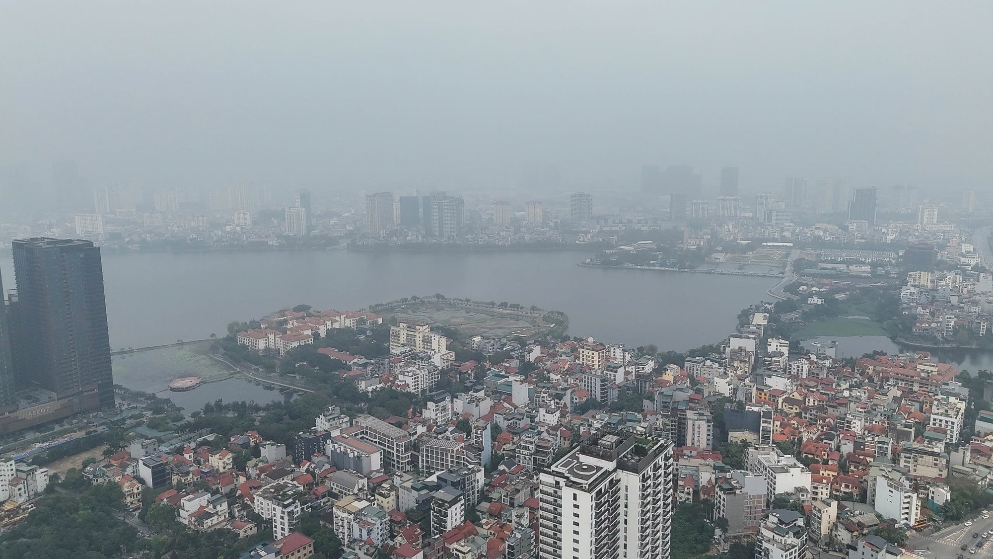 Cận cảnh đoạn đường dài 100 m có mức đầu tư 6,42 tỉ đồng/m - Ảnh 9