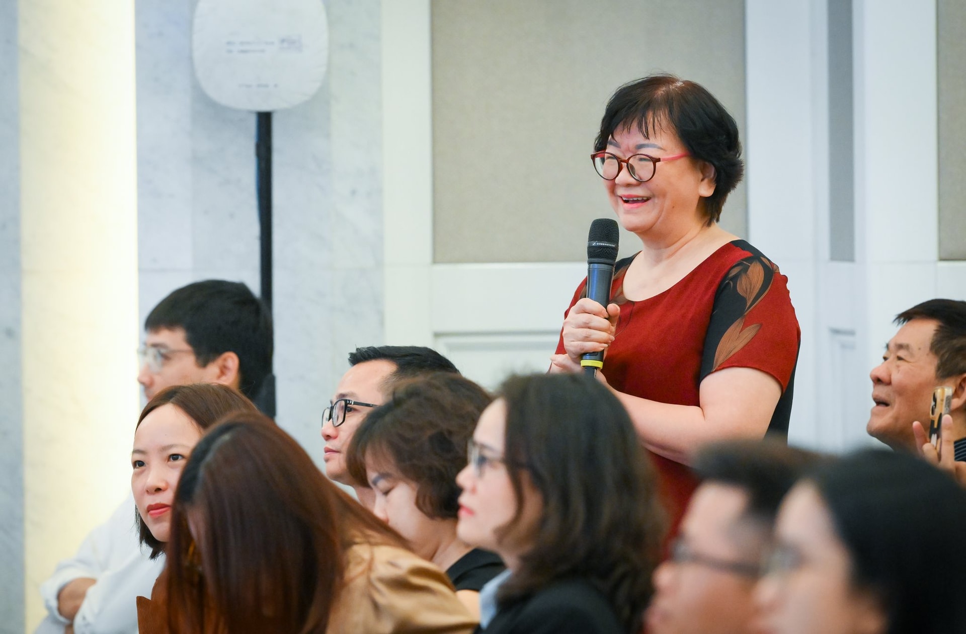 Cổ đông Hòa Phát: Người tích 100.000 cổ phiếu cho trẻ sơ sinh làm học phí, người chờ bán giá 33.000 đồng - Ảnh 7