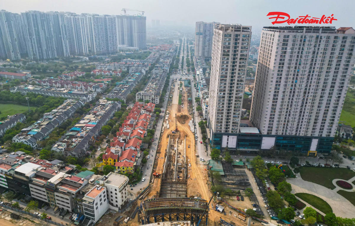 Nút giao 2.400 tỷ đồng trên Đại lộ Thăng Long dần hiện rõ hình hài - Ảnh 14