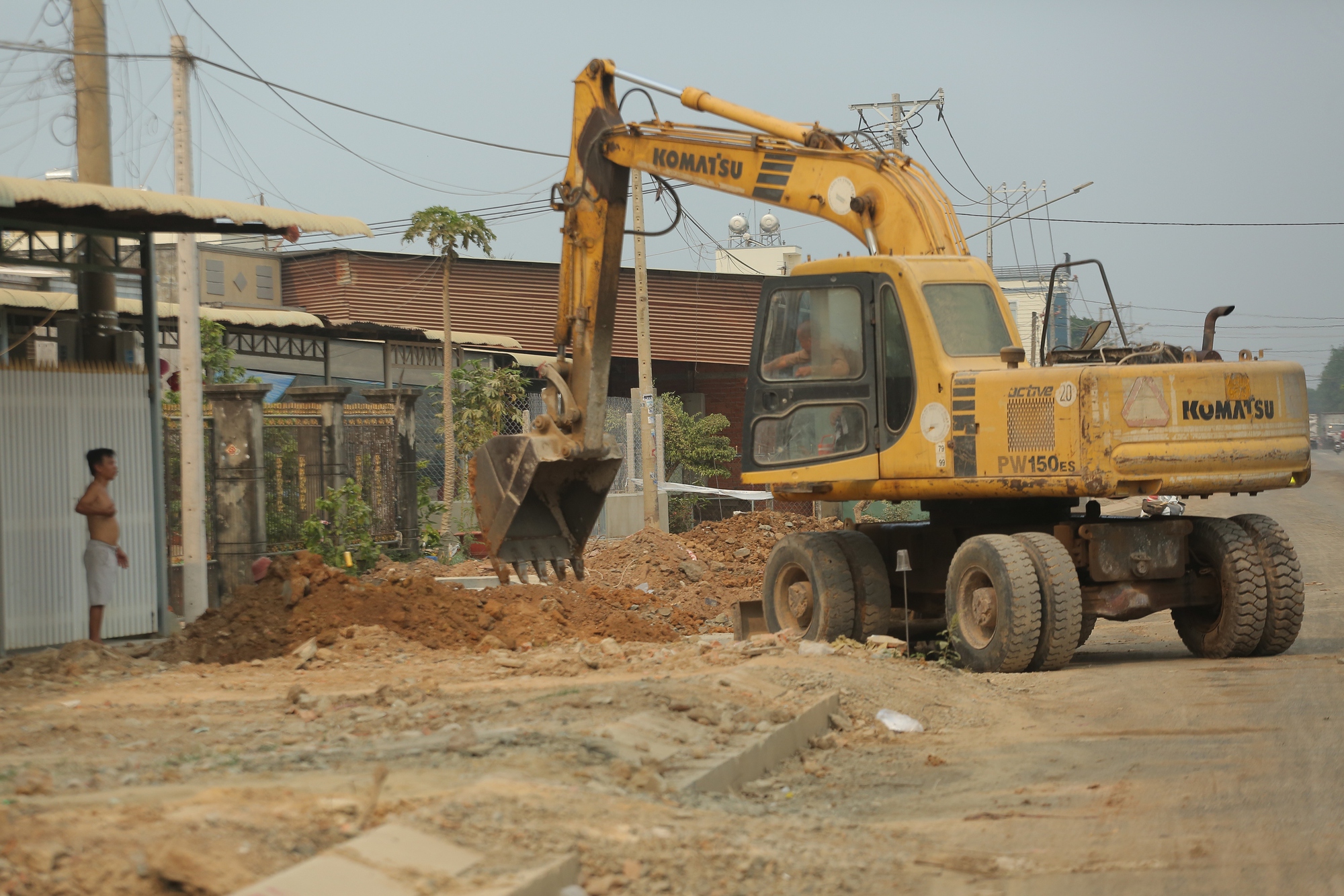 Cận cảnh công trường mở rộng đường ĐT784C ở Tây Ninh - Ảnh 10