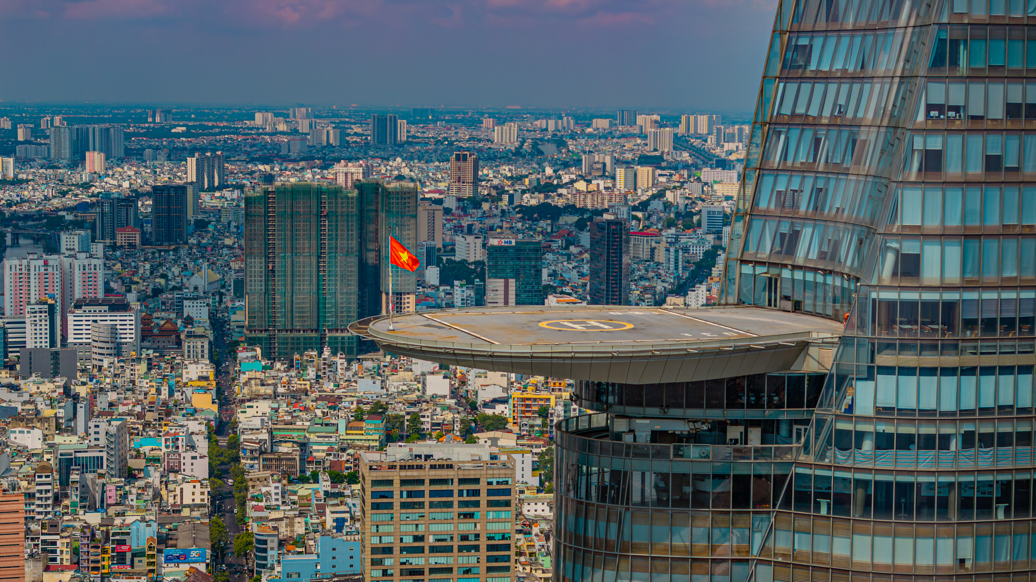 Số phận trái ngược của 5 toà nhà cao nhất TP.HCM: Nơi là máy in tiền, nơi là ám ảnh nợ xấu - Ảnh 6