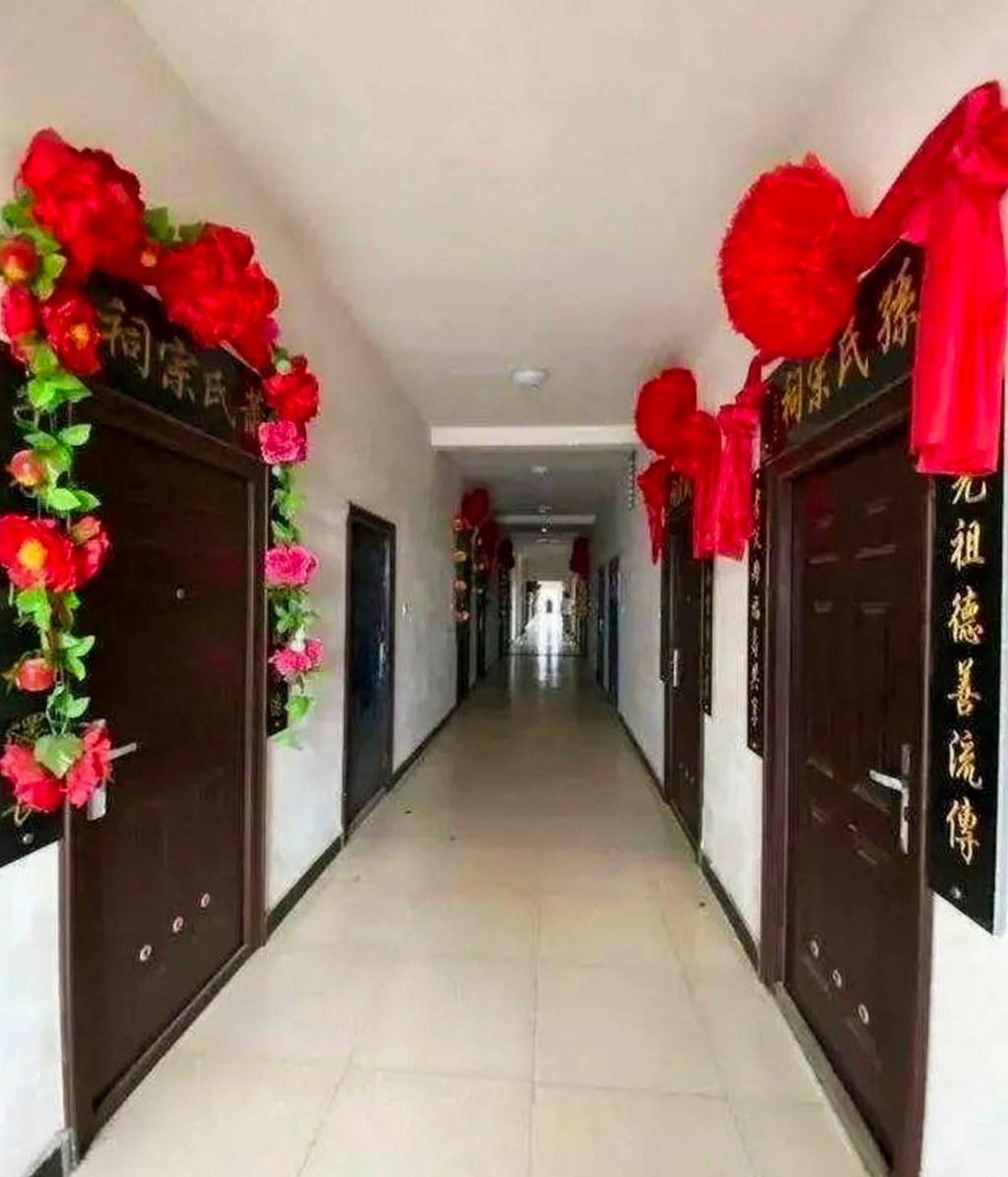 Người dân Trung Quốc mua chung cư để tro cốt vì đất nghĩa trang đắt gấp 10 lần đất ở - Ảnh 2