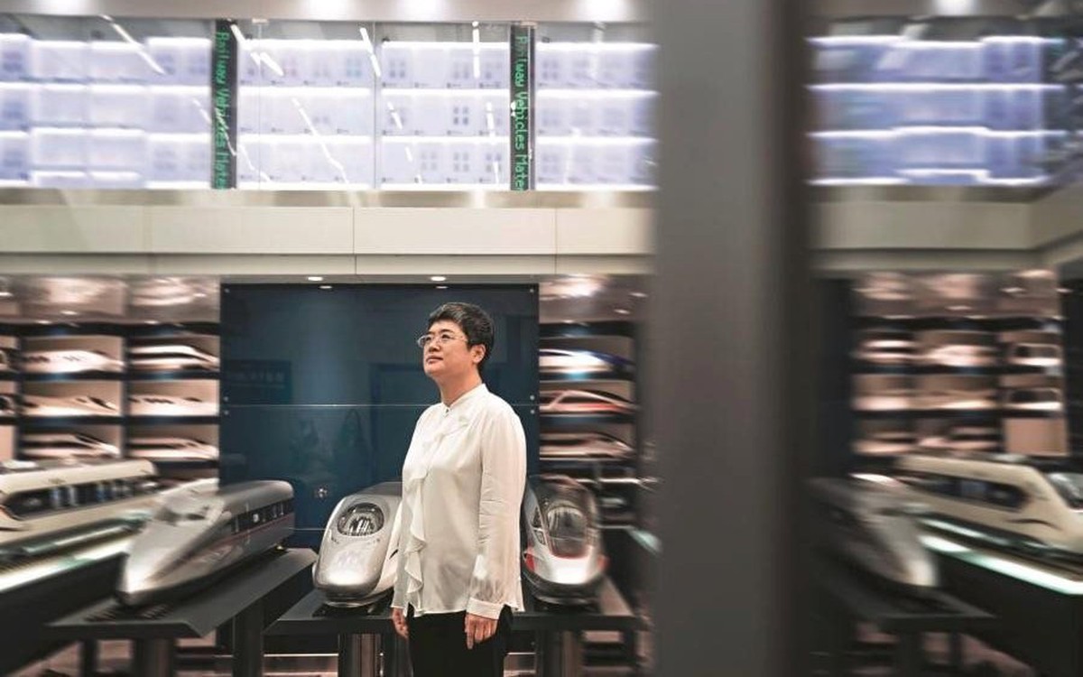 Khen thì nhiều nhưng ít ai biết “người phụ nữ say xe” này đã đưa đường sắt cao tốc Trung Quốc lên tầm kiệt tác thế giới