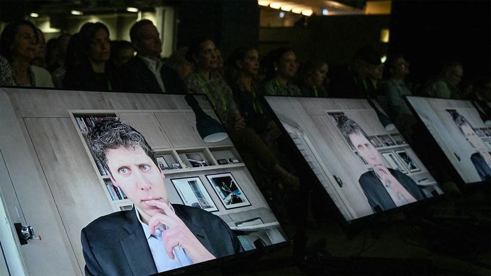 Nghĩa địa tỷ USD của OpenAI: Khi những siêu dự án được ca tụng là ‘tương lai của nhân loại’ chỉ là canh bạc thất bại - Ảnh 2