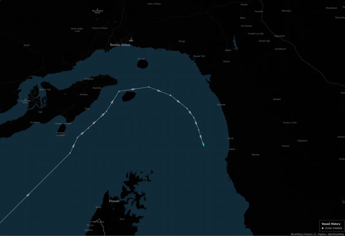 Được miễn trừ đặc biệt, tàu chở dầu khổng lồ từ 1 quốc gia vừa nhẹ nhàng đi qua eo biển Hormuz – hướng thẳng đến Đông Nam Á - Ảnh 1