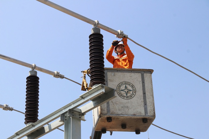 Nâng tổng công suất cung cấp điện phục vụ các khu công nghiệp trọng điểm ở Đồng Nai - Ảnh 2