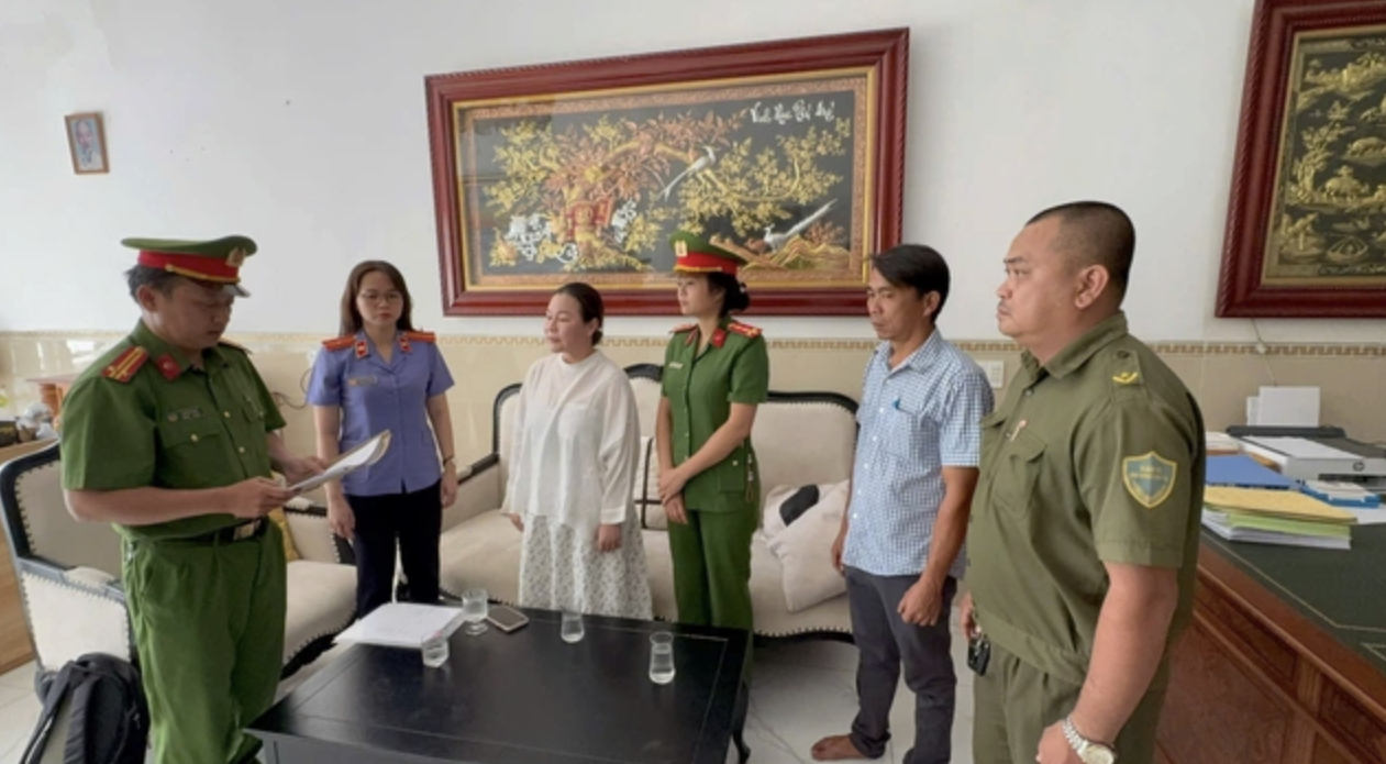 Nhiều nạn nhân tiếp tục đến Công an TPHCM tố cáo CEO Nguyễn Ngọc Tiền - Ảnh 1