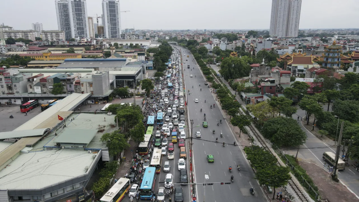 Hà Nội mở rộng quốc lộ 1A lên 10 làn xe - Ảnh 1