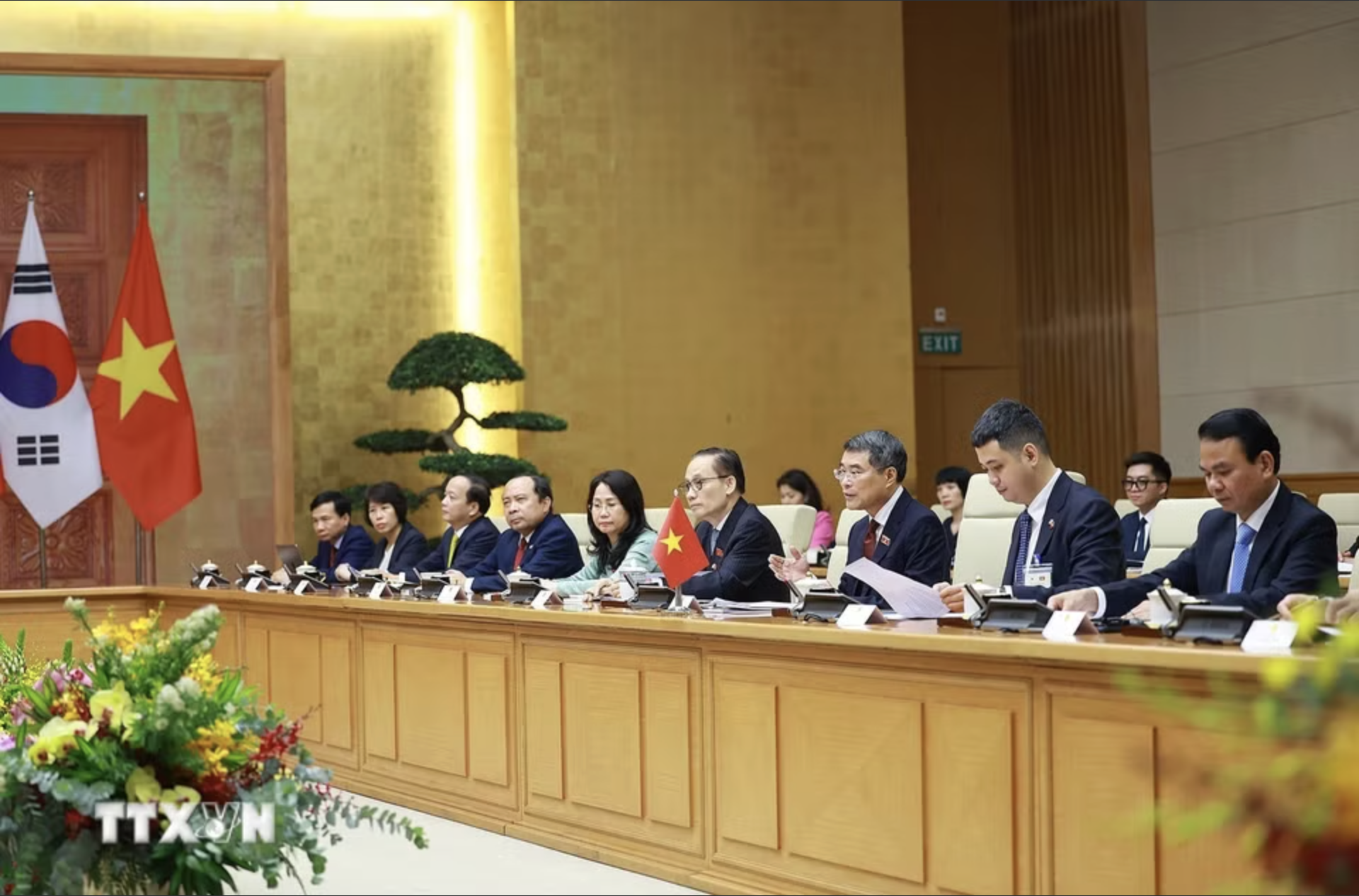 Thủ tướng Lê Minh Hưng hội kiến Tổng thống Hàn Quốc Lee Jae Myung - Ảnh 8