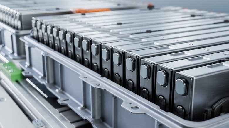 Trung Quốc công bố đột phá mới về pin xe điện: Không cháy nổ, chịu nhiệt 300°C - Ảnh 1