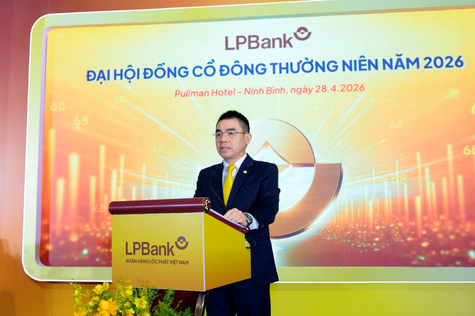 ĐHĐCĐ LPBank 2026: Thông qua chiến lược lập ngân hàng con tại Trung tâm tài chính quốc tế và chia cổ tức 30% tiền mặt - Ảnh 1