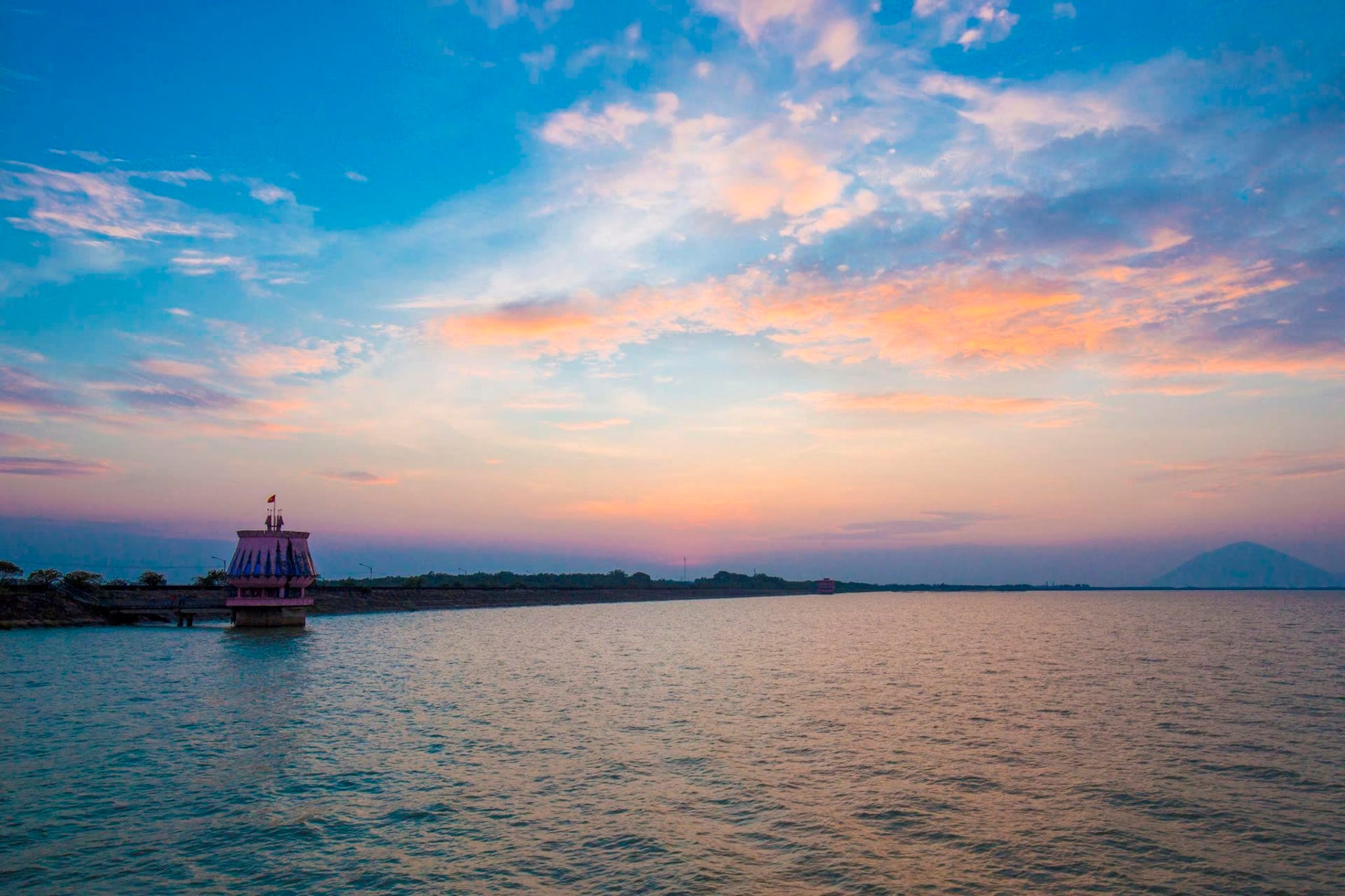 Siêu tổ hợp 18.000 tỷ bên hồ Dầu Tiếng tìm chủ, bán đảo Tha La đứng trước bước ngoặt lớn - Ảnh 1