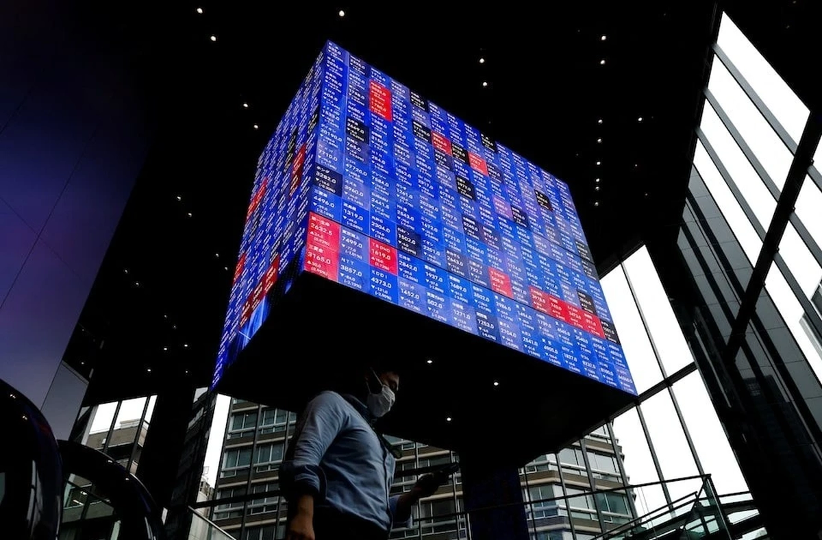 Diễn biến chứng khoán toàn cầu trước tin nóng hổi