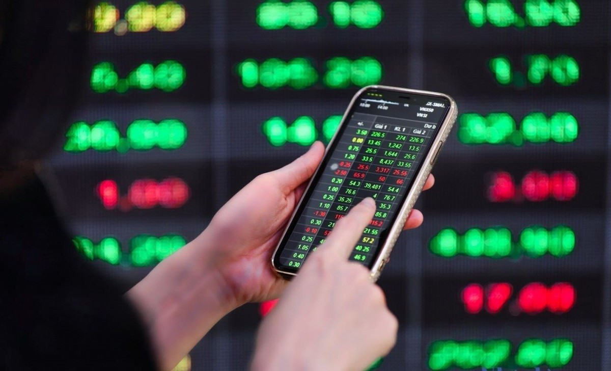 VN-Index 4 năm liên tiếp mất điểm trong tháng 4: Lịch sử lặp lại hay lần này sẽ khác?