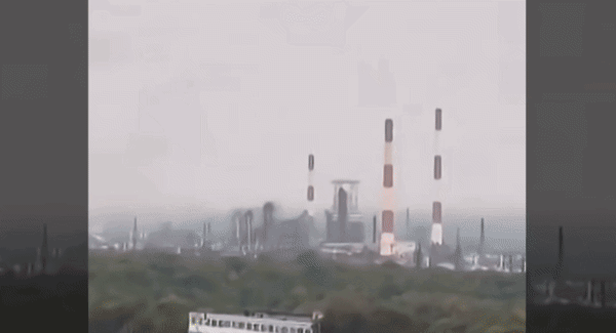 Phía sau con số 1 triệu thùng dầu Nga "biến mất" mỗi ngày