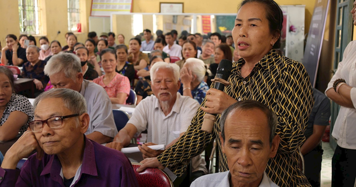 Hàng trăm người dân ngồi chật kín nhà văn hóa nghe mức giá đền bù đất tại siêu dự án Olympic 925.000 tỷ đồng có quy mô lớn nhất lịch sử Vingroup