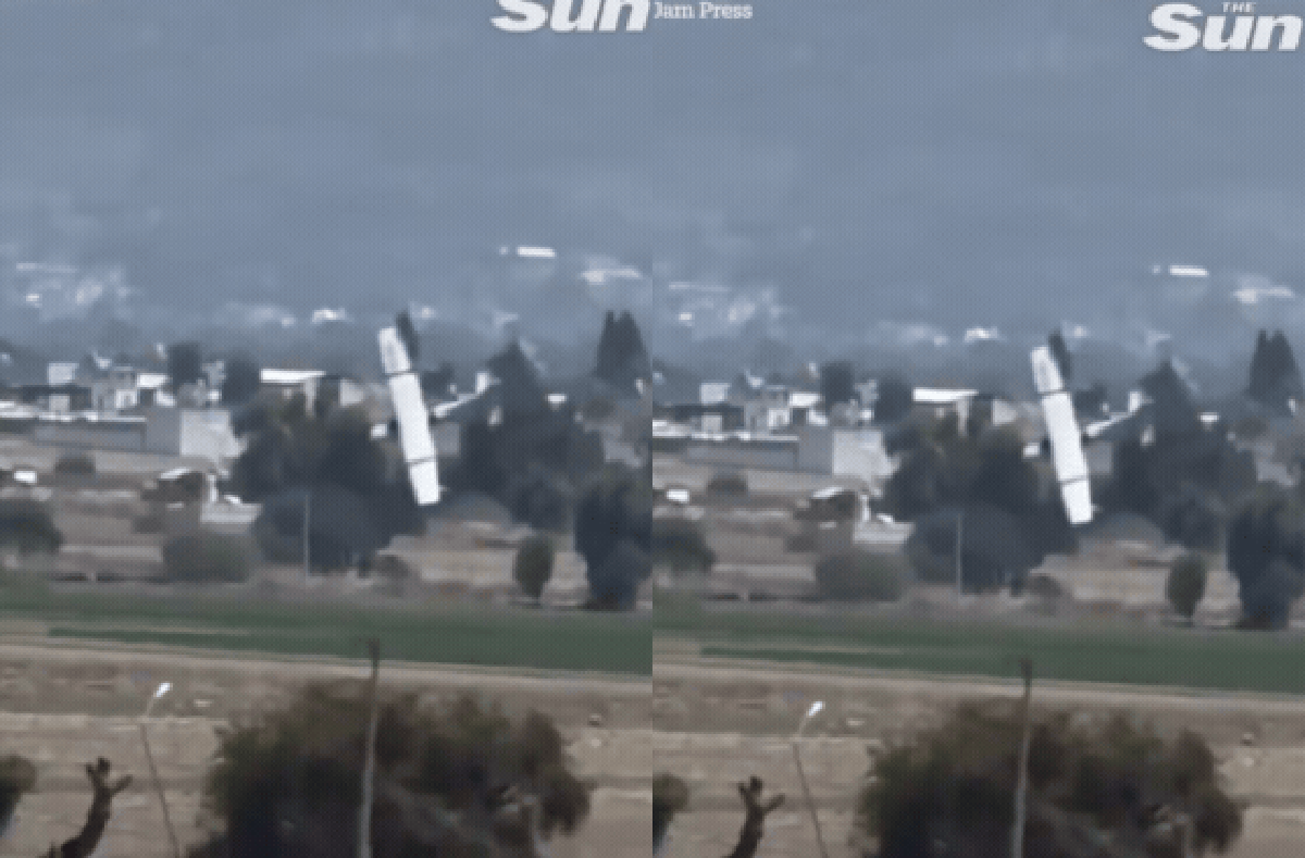 Máy bay rơi ngay sau khi vừa cất cánh, toàn bộ người trong khoang không qua khỏi