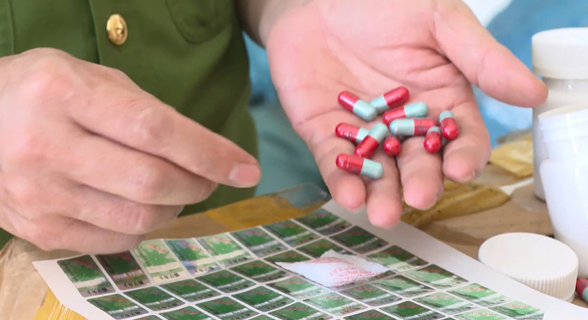 Loạt thực phẩm chức năng giả tuồn vào thị trường: Công an Thanh Hóa tìm bị hại