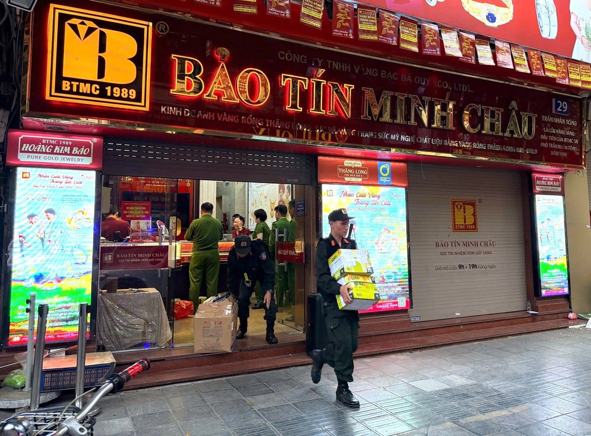 Bảo Tín Minh Châu thực thu 13.700 tỷ trong 4 năm, các đại gia vàng lớn nhất Việt Nam thu về bao nhiêu?