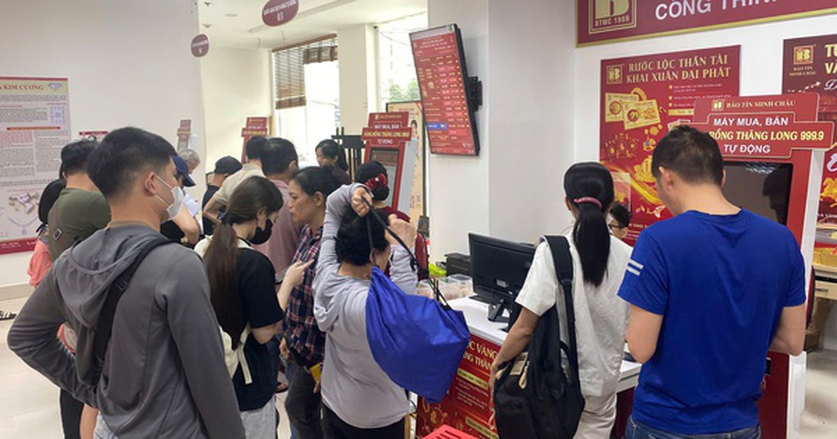 Sau khi ông Vũ Minh Châu bị khởi tố, Bảo Tín Minh Châu hoạt động mua - bán vàng thế nào?