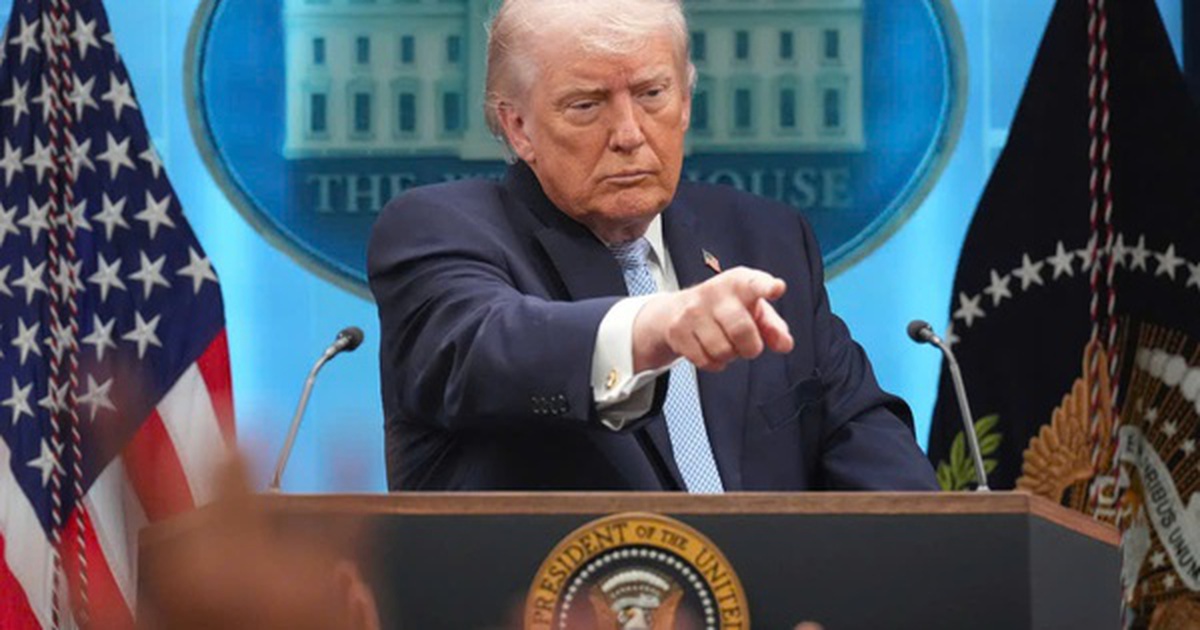 Mỹ tuyên bố thắng lợi, Iran và Oman tính thu phí qua Hormuz trong lúc ngừng bắn