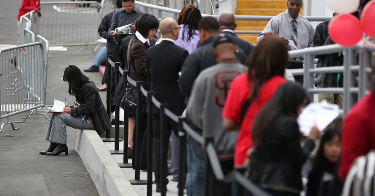 Mỹ thiếu ít nhất 411.000 giáo viên nhưng 40% sinh viên mới tốt nghiệp vẫn "mắc kẹt" với những công việc tay chân, không phù hợp trình độ