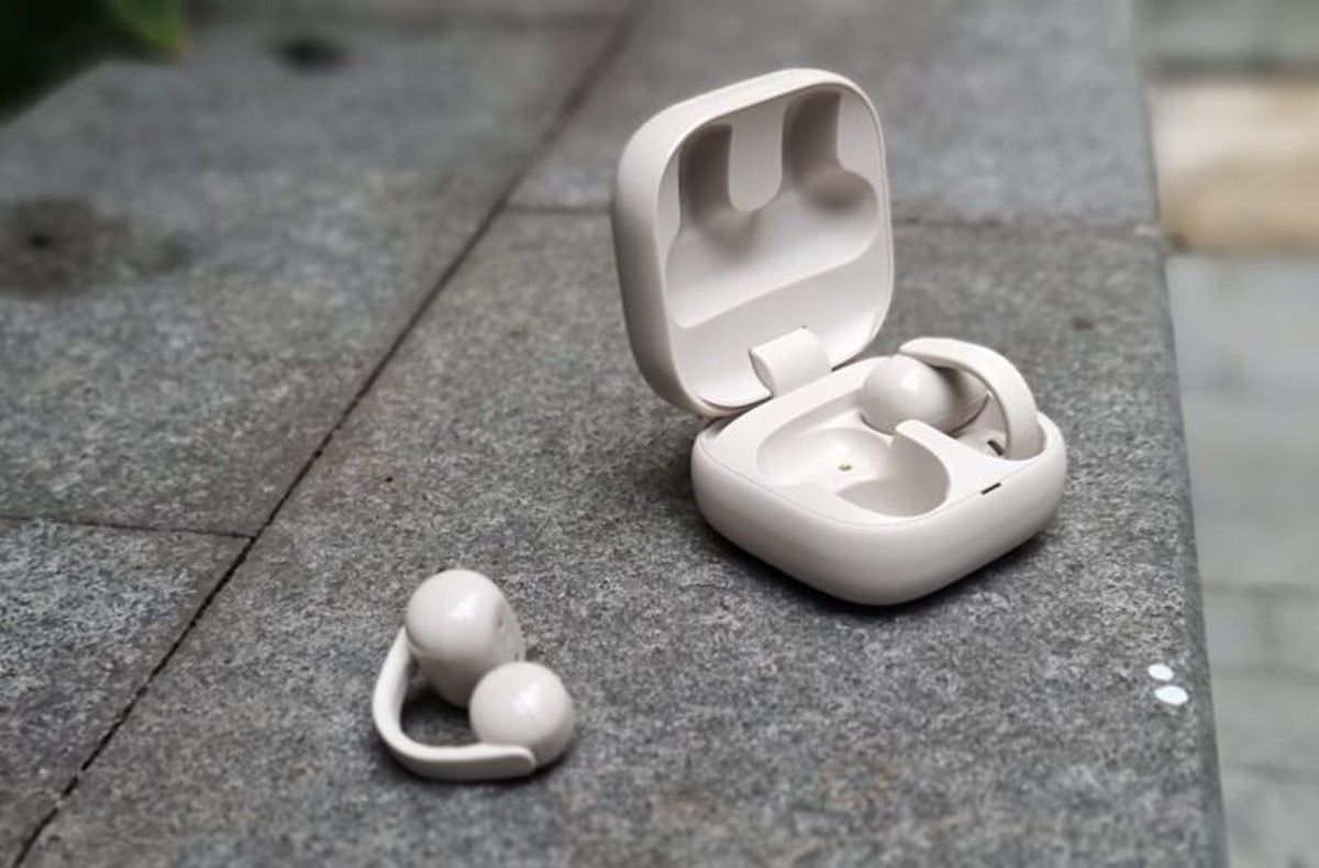 Sony LinkBuds Clip WF-LC900: Tai nghe cho người 'không muốn tách khỏi thế giới'