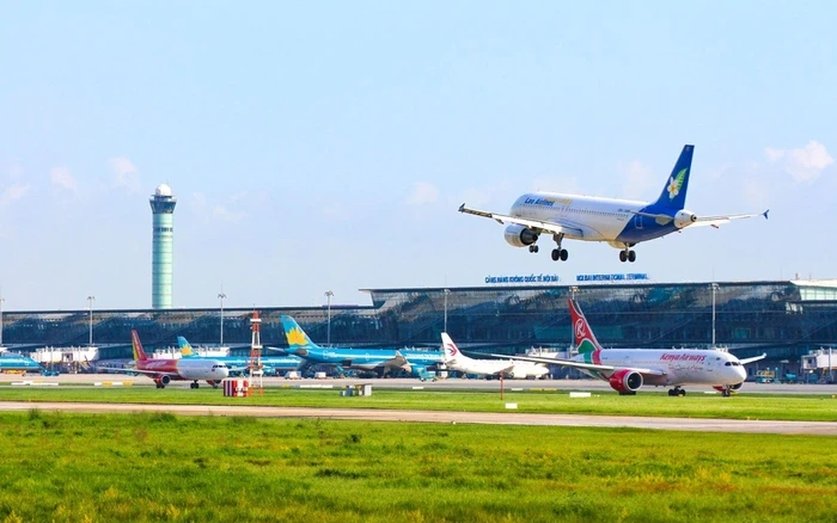 Có tăng giá vé máy bay không?