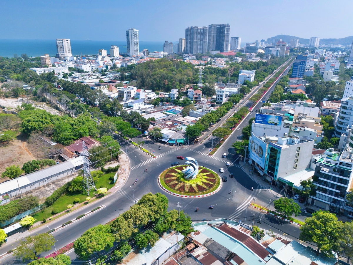 Đường nối ra biển đẹp nhất TP.HCM trước ngày mở rộng 8 làn xe