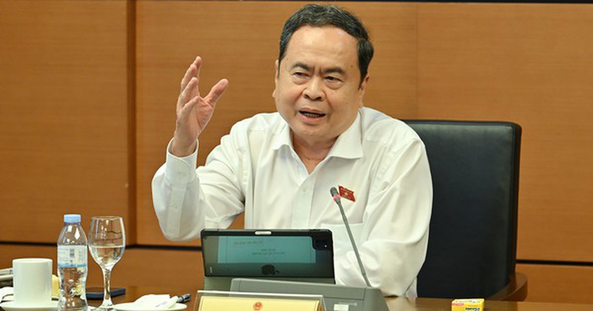 Chủ tịch Quốc hội: Nhiều công trình, sao Nhà nước làm thì chậm nhưng tư nhân làm rất nhanh?