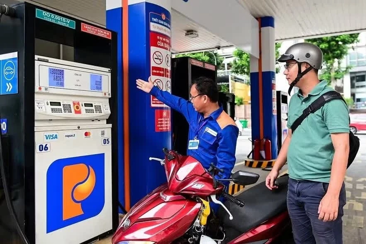 Quốc hội thông qua nghị quyết giảm thuế xăng, dầu về 0 đồng đến hết tháng 6/2026