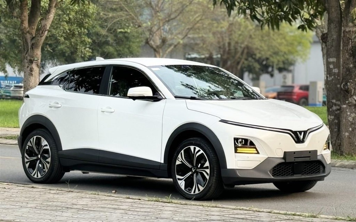 SUV tầm giá 700 triệu đồng: Xe Nhật phủ bóng phân khúc nhưng vẫn không thể cạnh tranh với 1 mẫu xe này