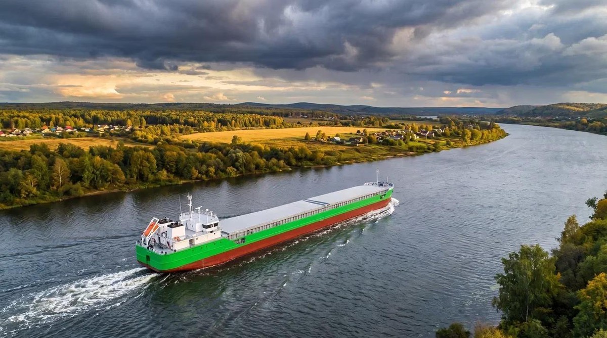 Nga dự kiến sản xuất "xe tải đường thủy" hàng loạt: Thời gian hoàn thiện rút gọn từ 225 xuống còn 108 ngày