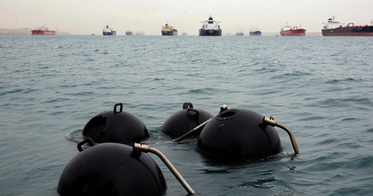 Ông Trump: Iran đang gỡ toàn bộ thủy lôi tại Hormuz 'dưới sự hỗ trợ của Mỹ'