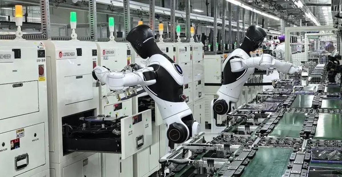 Chuyện lạ trong một nhà máy ở Trung Quốc: Xuất hiện lực lượng lao động mới, độ chính xác 100%