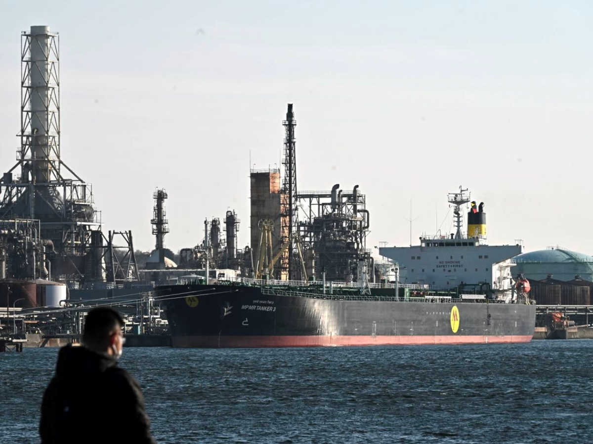 'Trái ngọt' liên tục đến với Mỹ: Đội tàu quy mô chưa từng có đang nối đuôi nhau đến 'đường tắt vàng' để lấy dầu thô Mỹ, mang đến châu Á