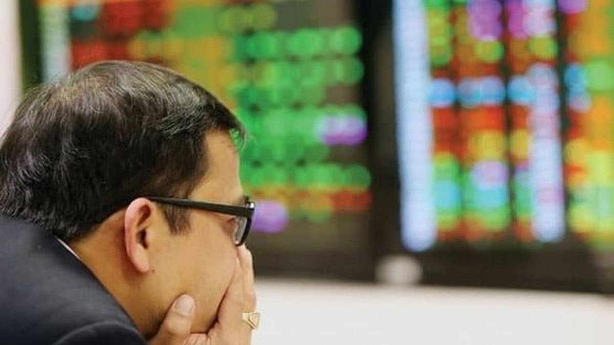 VN-Index vượt 1.800 nhưng dòng tiền lớn chưa "nhập cuộc", CTCK chỉ ra 3 điểm đáng lưu ý