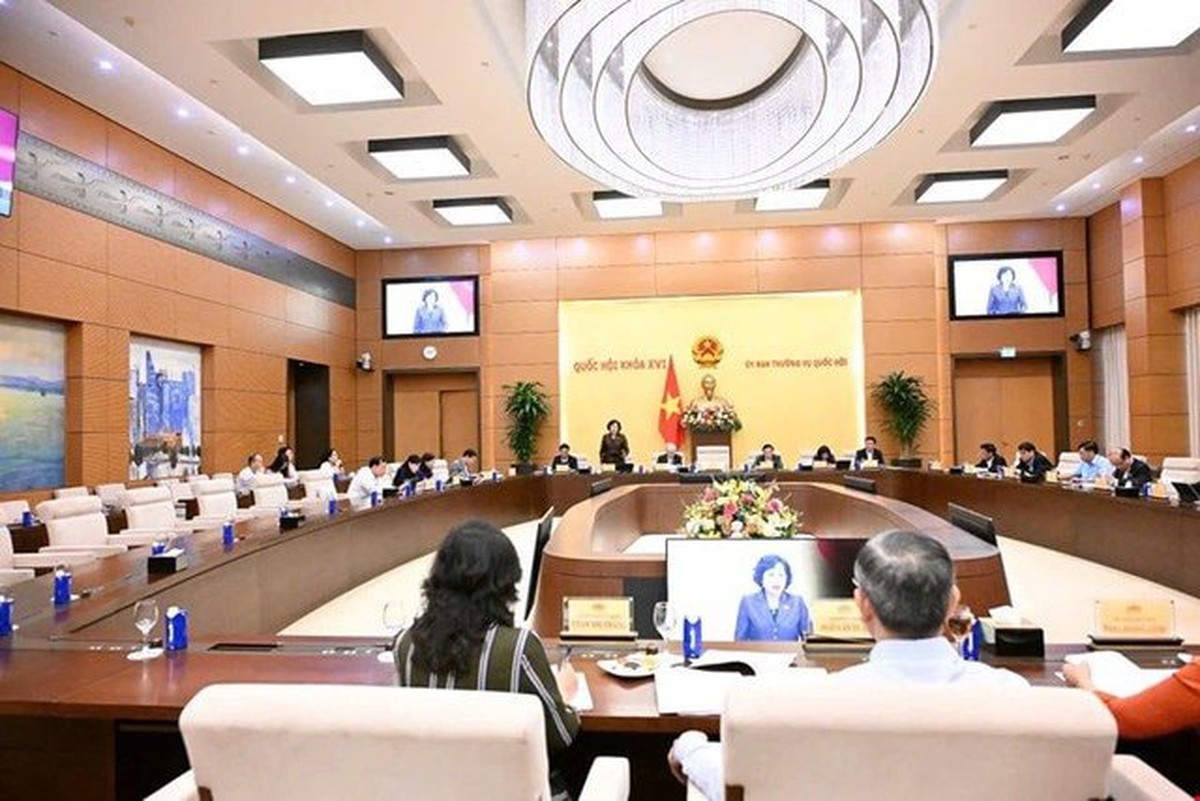 Bộ Tài chính đề xuất điều chỉnh ngưỡng doanh thu chịu thuế với hộ kinh doanh, giao Chính phủ quyết định