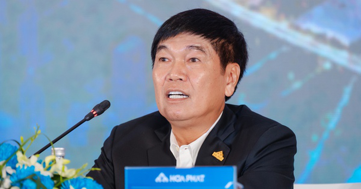 Lo Hòa Phát "bán ế" thép ray, bị thép Trung Quốc cạnh tranh, Chủ tịch Trần Đình Long nói gì?
